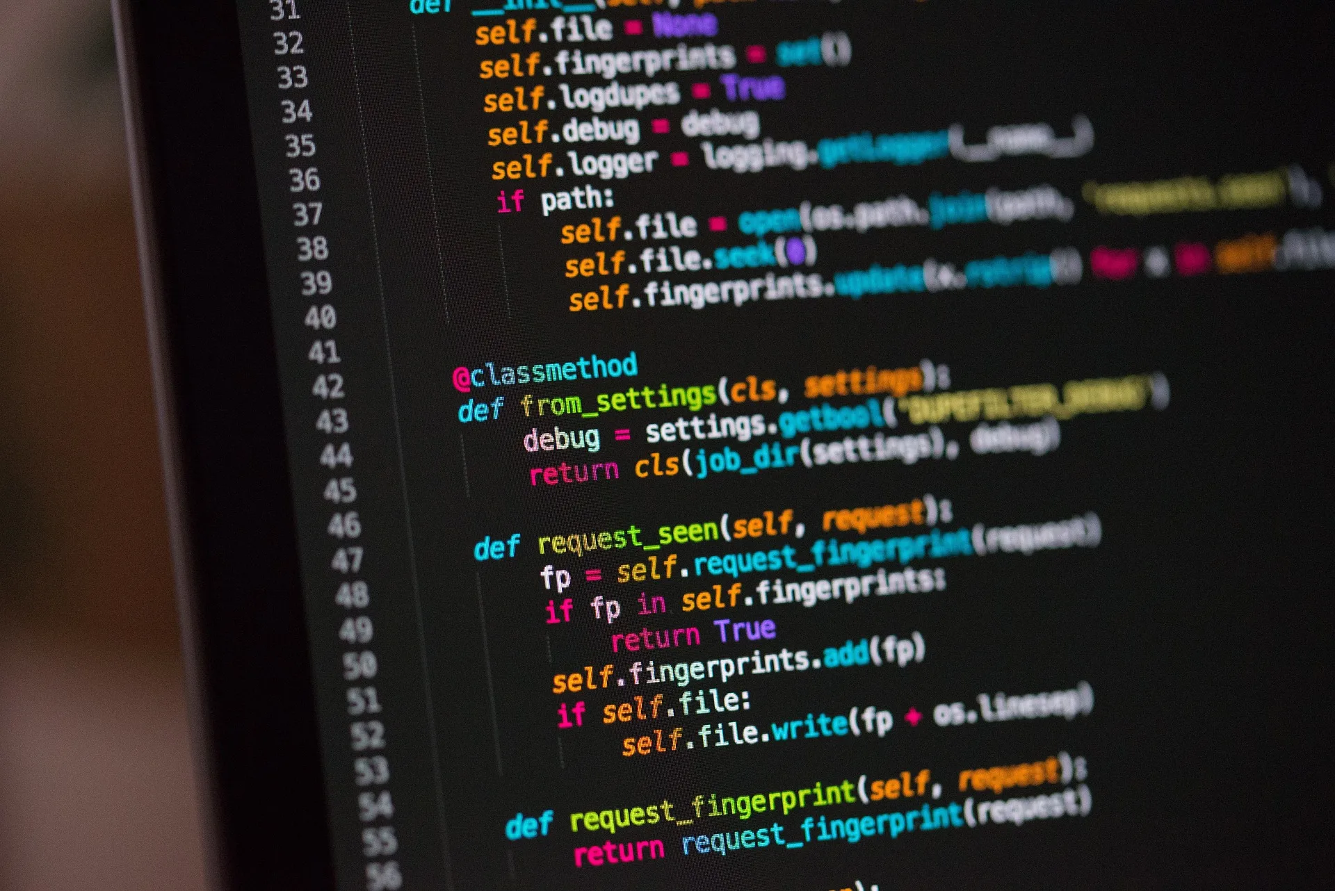 Tworzenie stron internetowych: jak przygotować skuteczną stronę firmy?